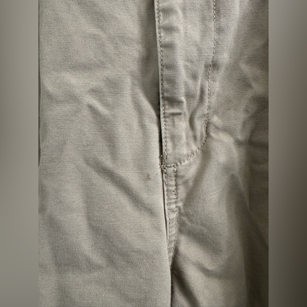 Chaps Men's Beige Cargo Shorts - Picture 5 of 10